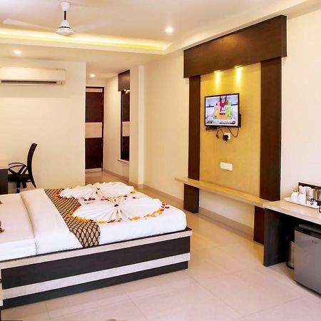 Ganges Grand Hotell Varanasi Eksteriør bilde
