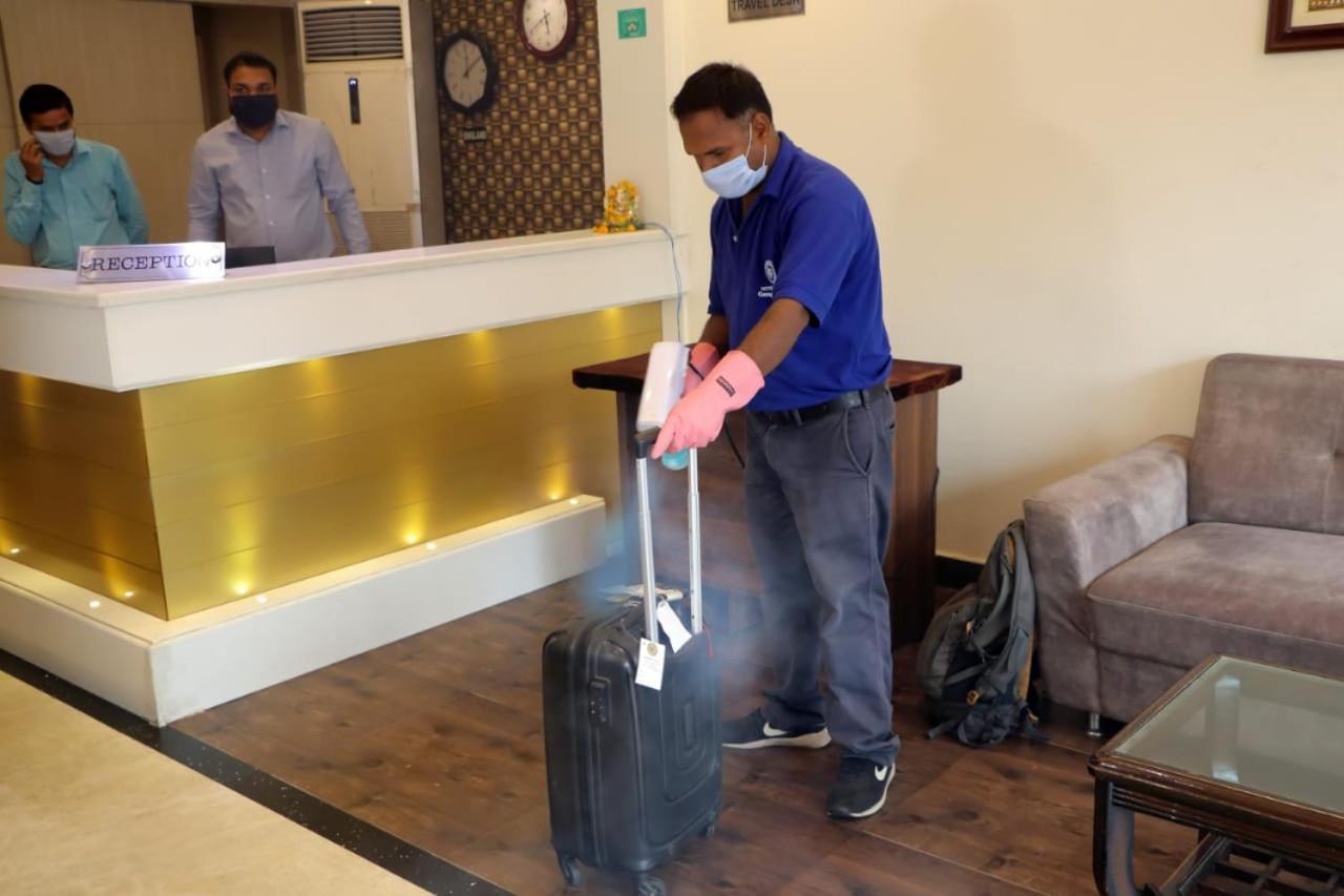 Ganges Grand Hotell Varanasi Eksteriør bilde