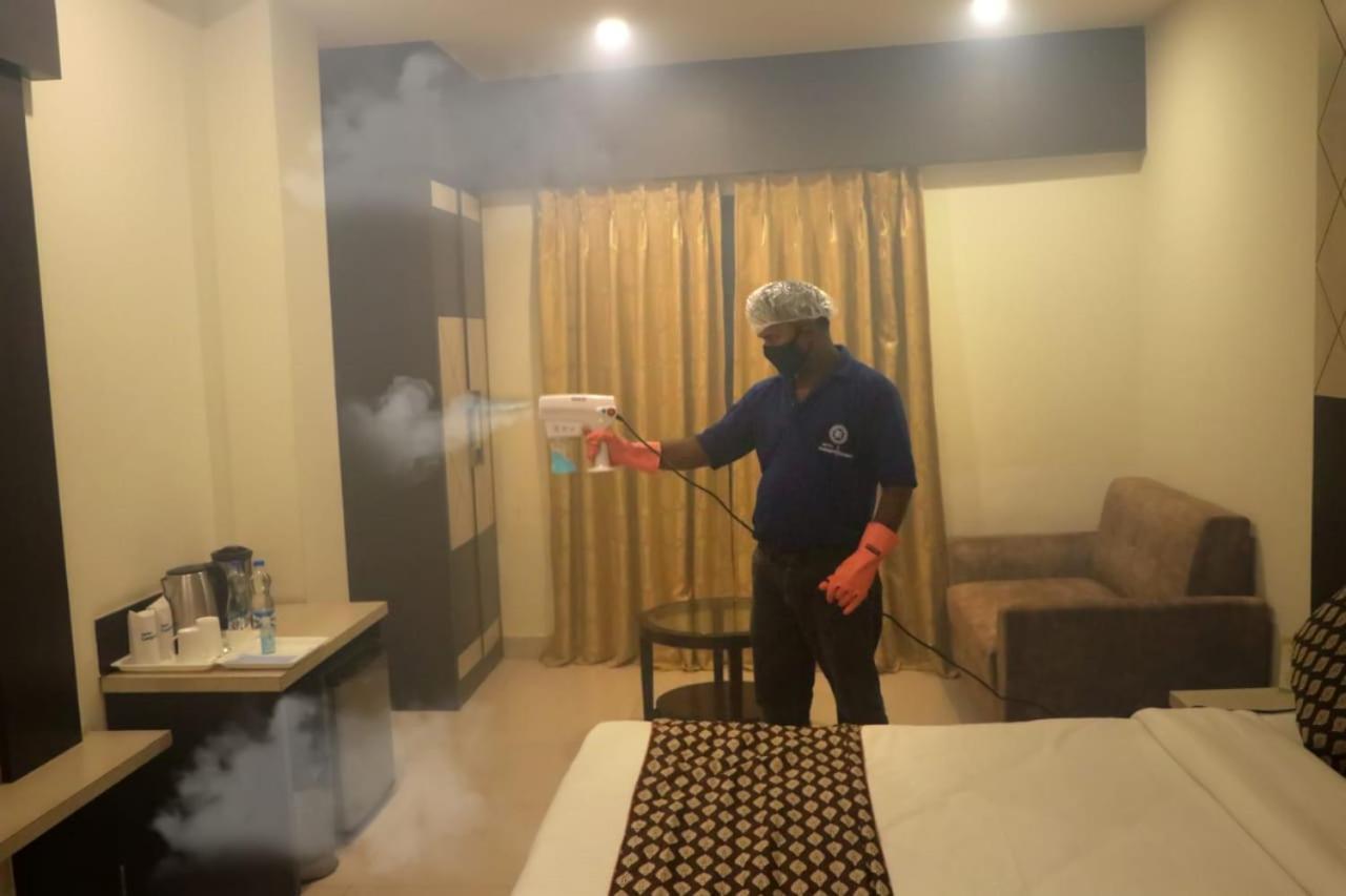Ganges Grand Hotell Varanasi Eksteriør bilde