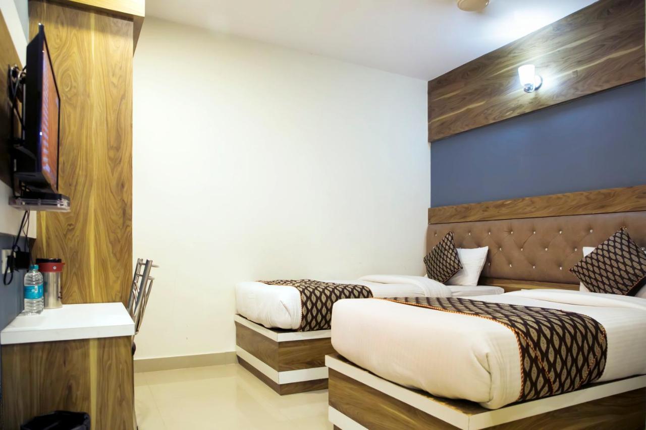 Ganges Grand Hotell Varanasi Eksteriør bilde