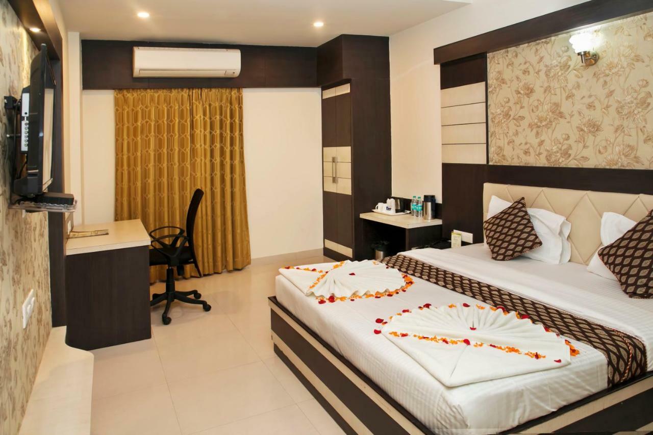 Ganges Grand Hotell Varanasi Eksteriør bilde