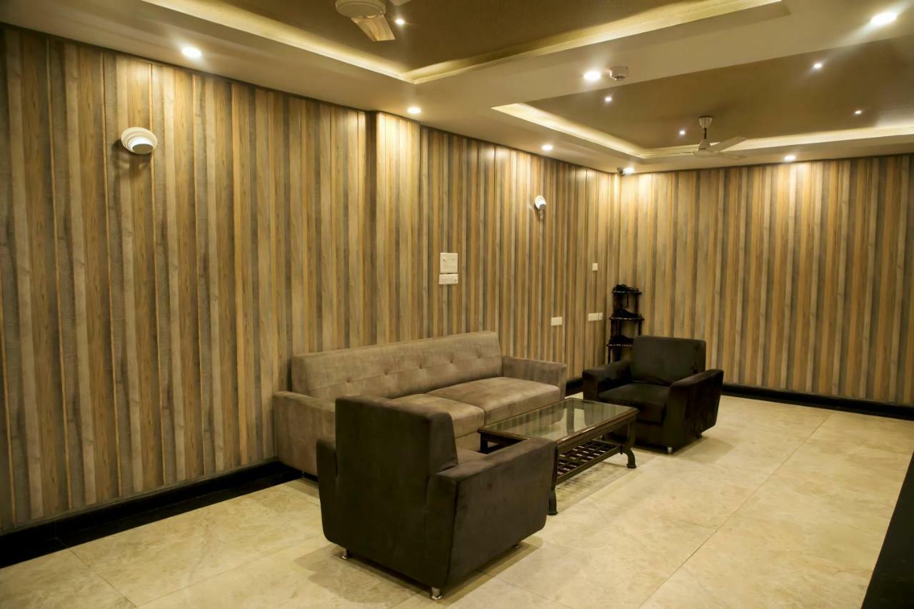 Ganges Grand Hotell Varanasi Eksteriør bilde