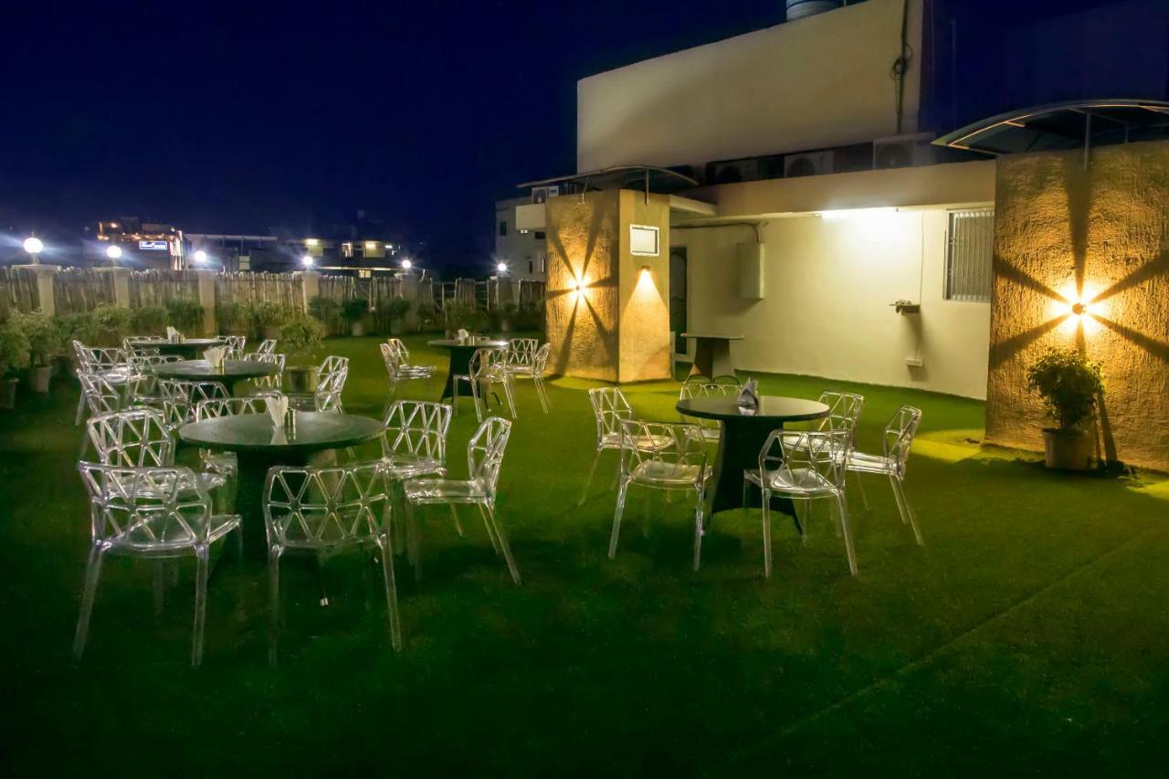 Ganges Grand Hotell Varanasi Eksteriør bilde
