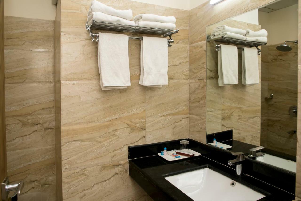 Ganges Grand Hotell Varanasi Eksteriør bilde